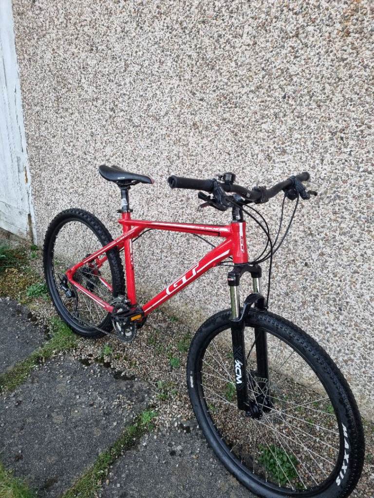 Red GT Avalanche 3.0 (UPGRADED AND OFFERS ACCEPTED)