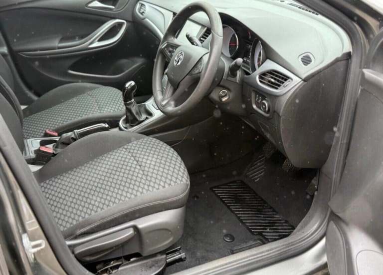 2017 Vauxhall Astra 1.4T 16V 125 Design 5dr HATCHBACK PETROL Manual