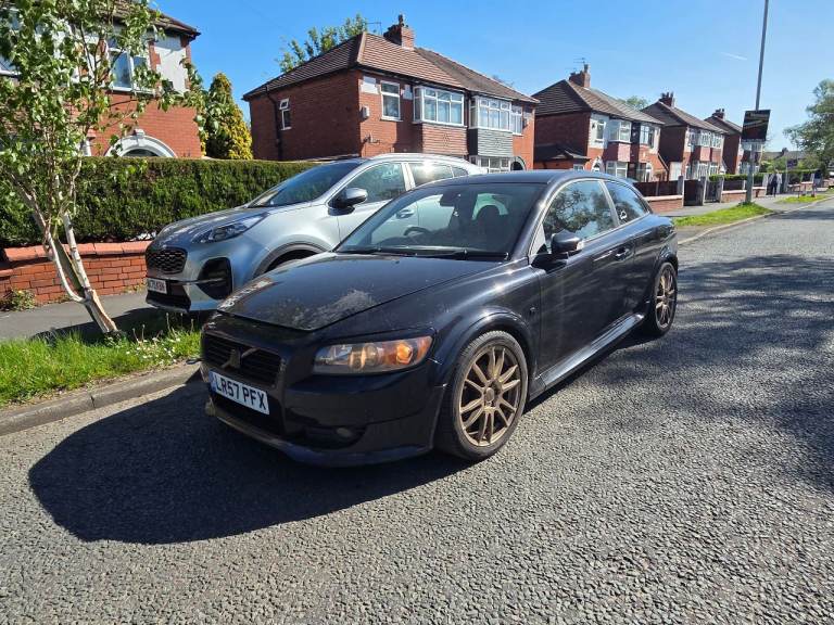 Breaking Volvo C30 2.0D 2007