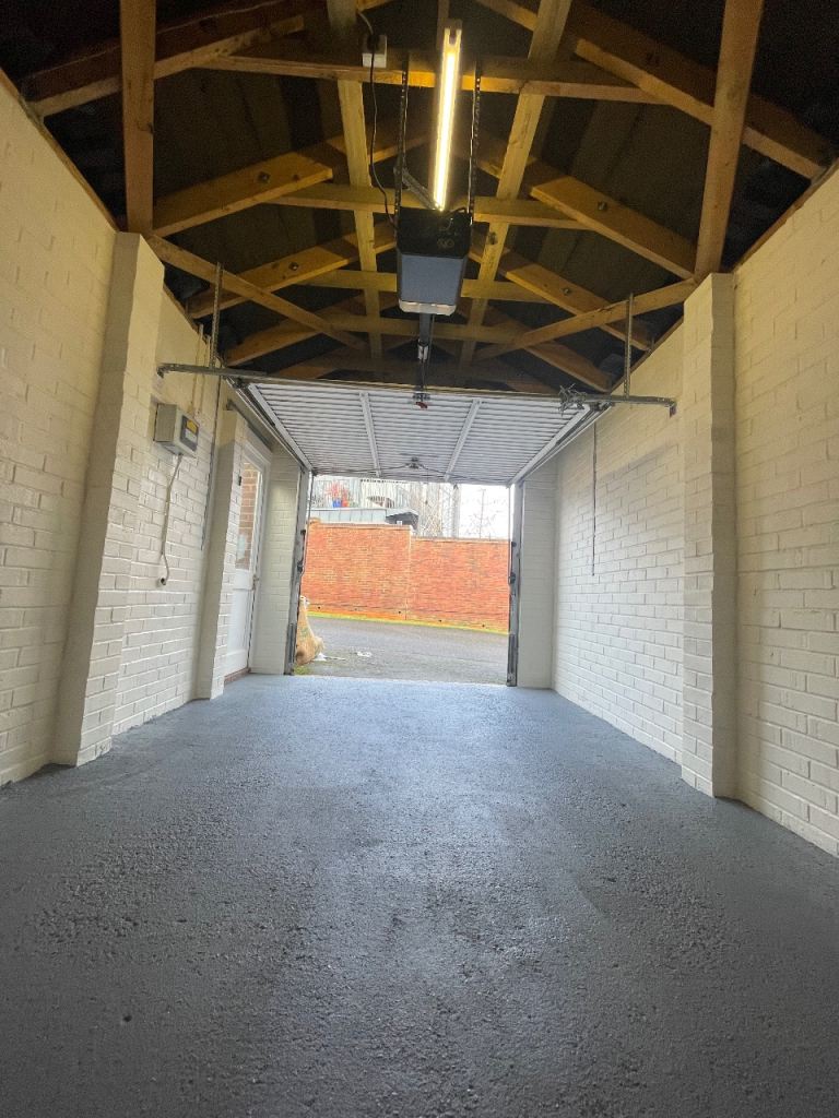 Garage For Rent - Independent Private Access 
