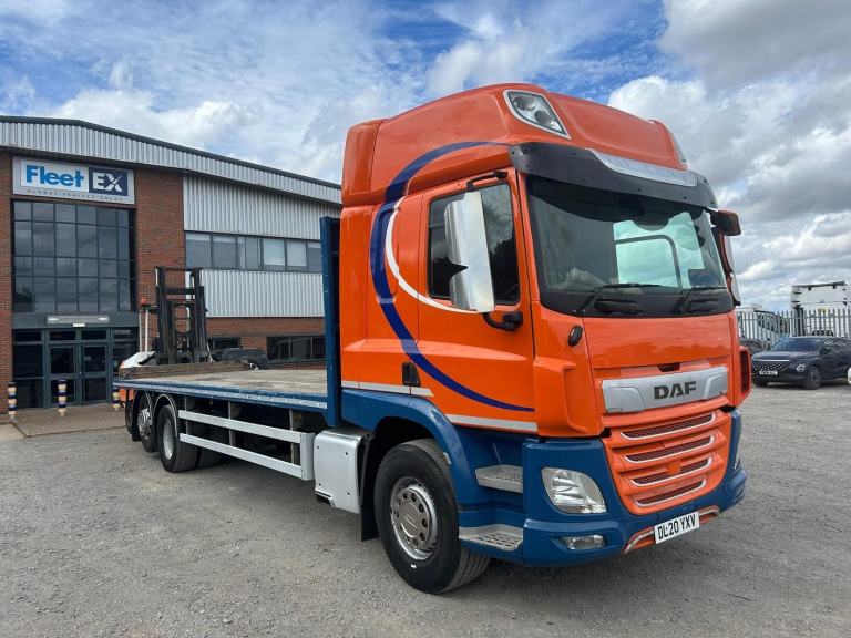 DAF CF450 26 TONNE 6X2 FLATBED / FORKLIFT 2020 – DL20 YXV