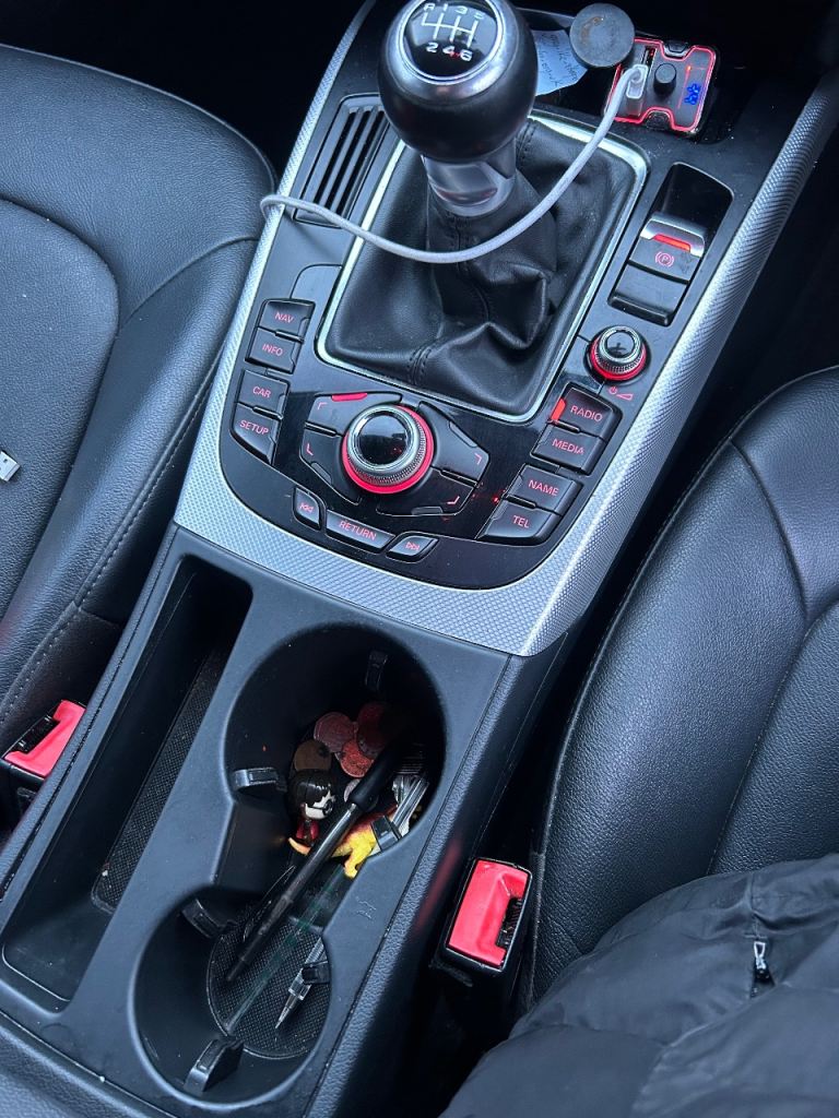 Audi, A4, Saloon, 2012, Manual, 1968 (cc), 4 doors