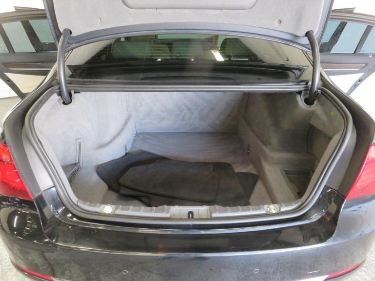 BMW 7 SERIES 3.0 730d SE Saloon Black Auto Diesel 2013