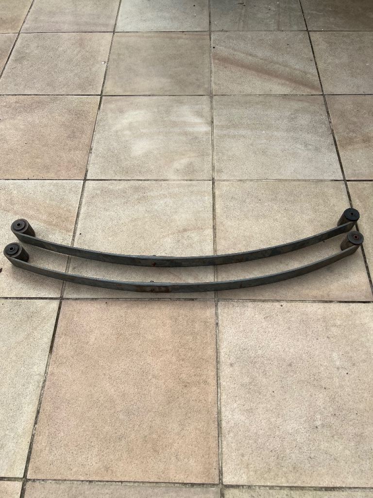 Ford Capri 280 single leaf springs 
