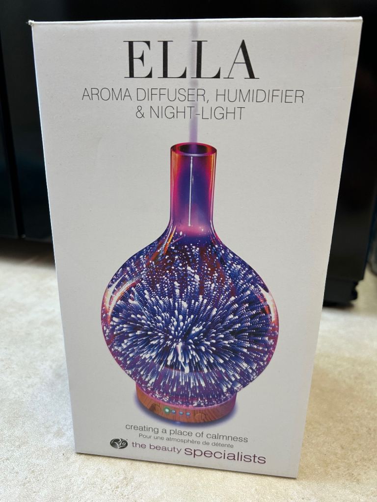ELLA Aroma Diffuser Humidifier Night Light – Brand New
