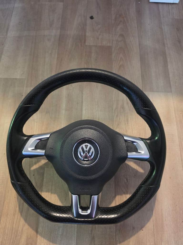 Vw flat bottom steering wheel 