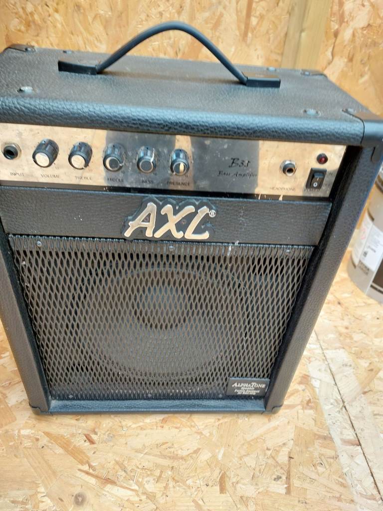Axl B35 bass amplifier 