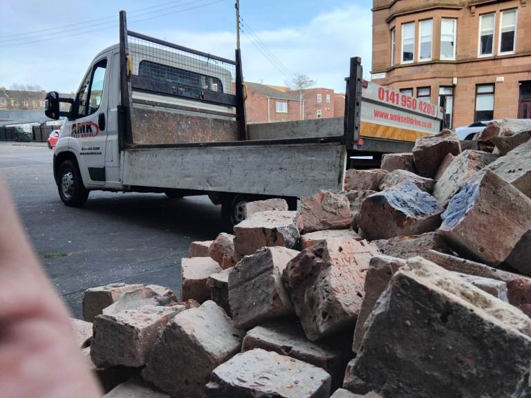 🚛 Glasgow’s #1 Furniture & Appliance Removal Service – Same Day Available! 🛋️📦