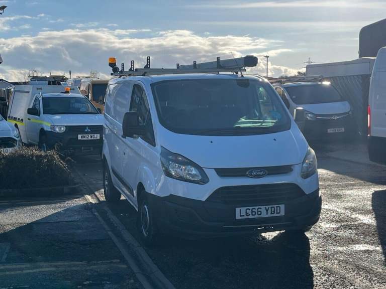 2017 Ford Transit Custom 2.0 TDCi 310 Panel Van 5dr Diesel Manual L1 H1 (163 g/km, 128 bhp) PANEL...