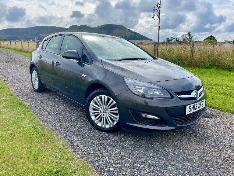 Vauxhall, ASTRA, Hatchback, 2013, Manual, 1398 (cc), 5 doors