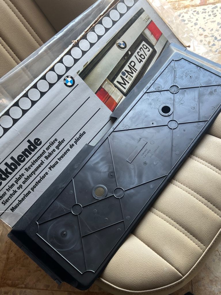 Bmw e30 NOS rear blind