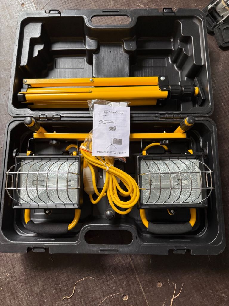 Twin Head Halogen Work Light with Tripod and Carry Case