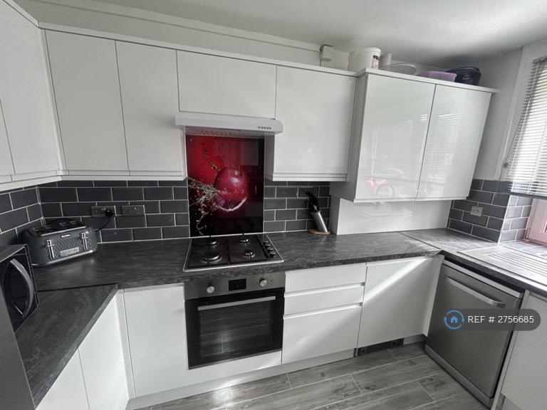 2 bedroom flat in Chalcombe Road, London, SE2 (2 bed) (#2756685)