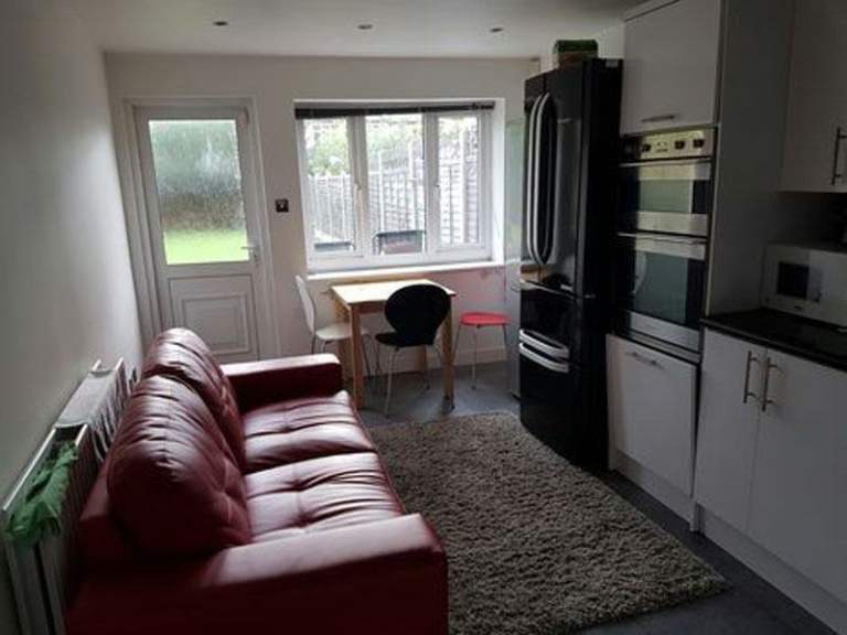 Streatham Norbury room to let London