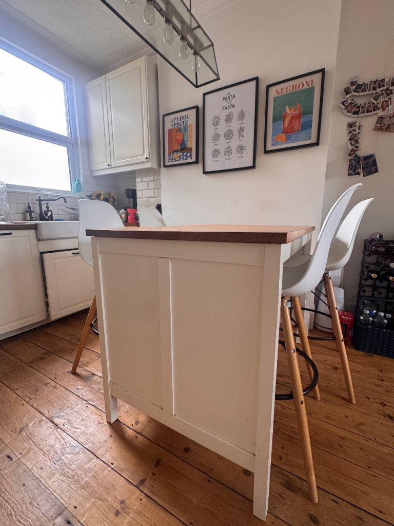 IKEA TORNVIKEN Kitchen Island in off-white with oak worktop, including 4 chairs and 2 stools.