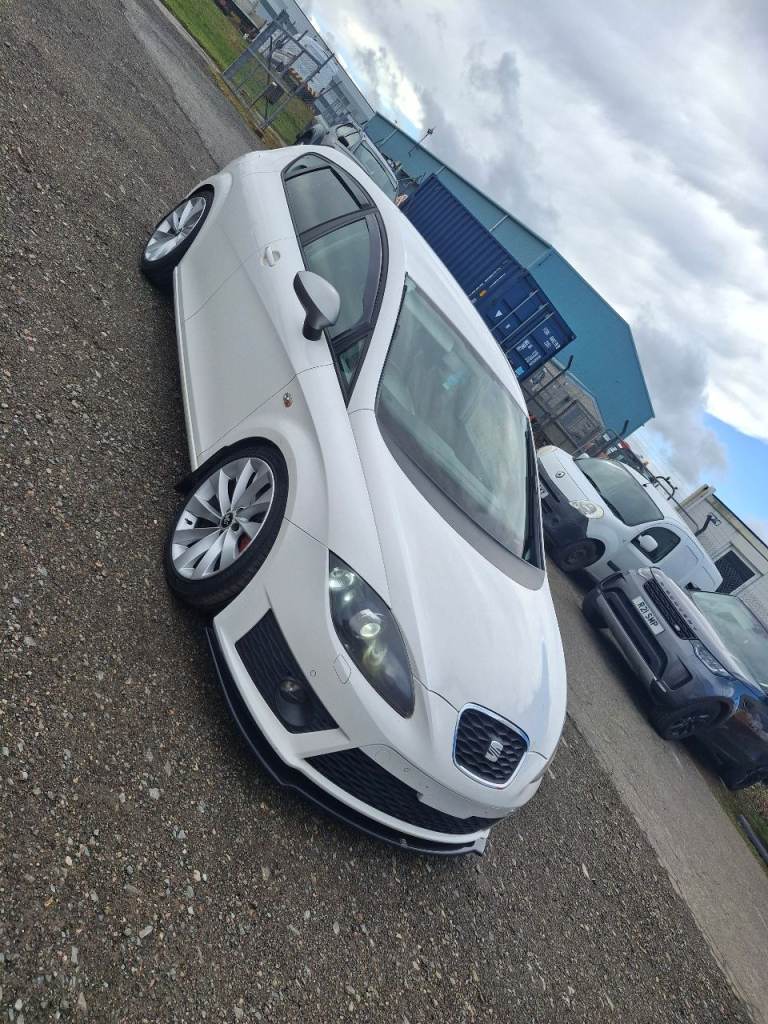 Seat, LEON, Hatchback, 2011, Semi-Auto, 1968 (cc), 5 doors