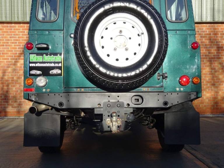 2016 Land Rover Defender Station Wagon TDCi [2.2] WINDOW VAN DIESEL Manual