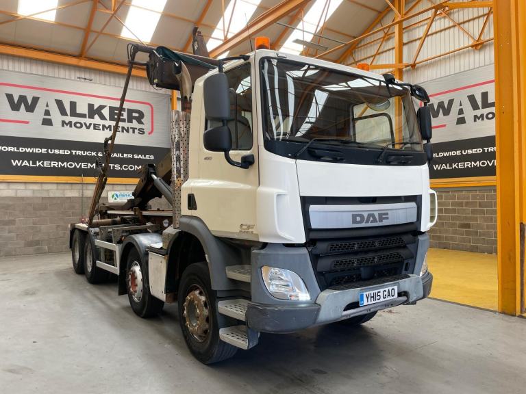 DAF CF 400 *EURO 6* 8X4 HOOKLOADER - 2015 - YH15 GAO
