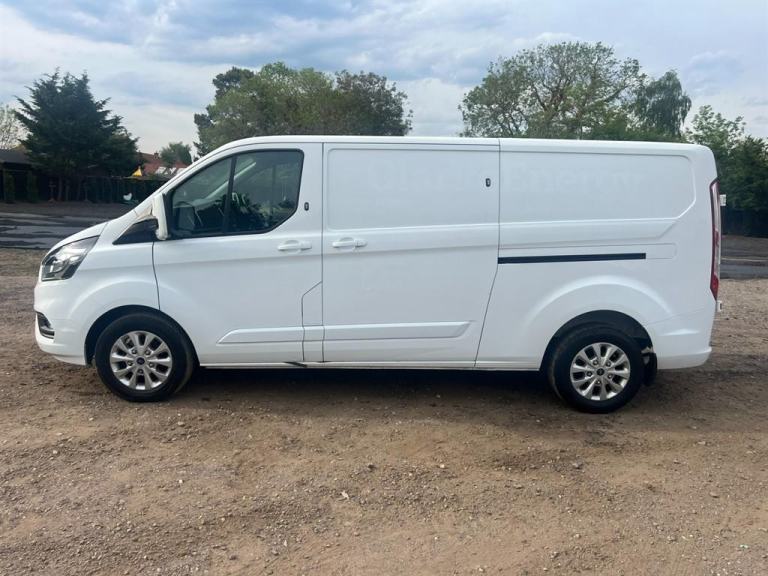 2022 Ford Transit Custom 300 LIMITED P/V ECOBLUE L2 Panel Van Diesel Manual