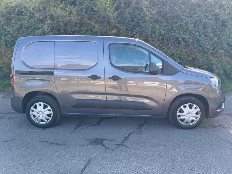 2019 Vauxhall Combo 2000 1.6 Turbo D 100ps H1 Sportive Van PANEL VAN Diesel Manual