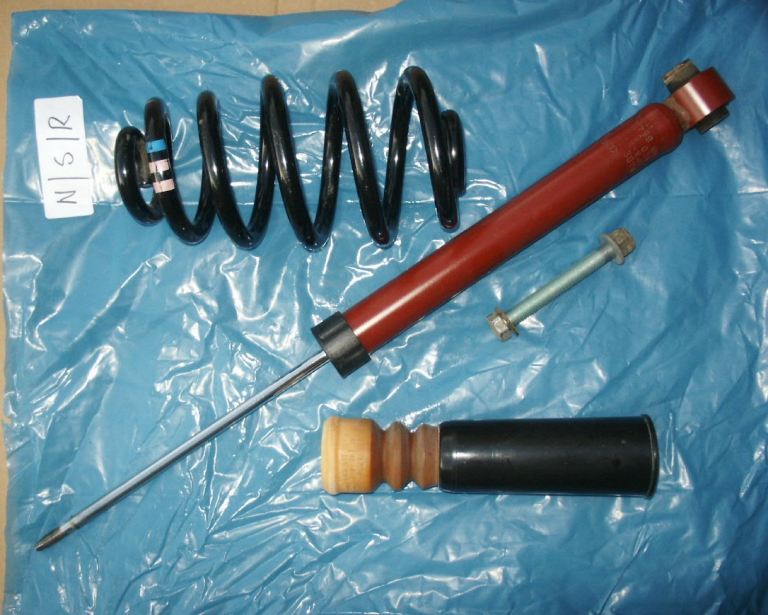Audi Avant suspension coils and shock absorbers