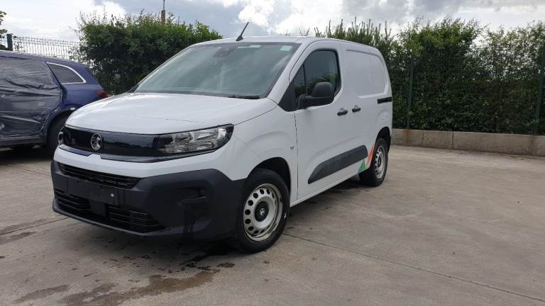 **For parts** Vauxhall Combo Prime Turbo, 1.5 diesel 6 speed (2024).