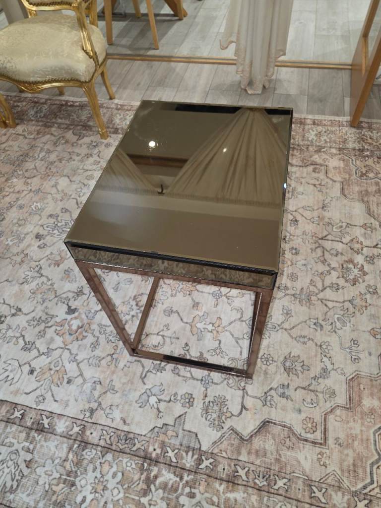 Mirror coffee table