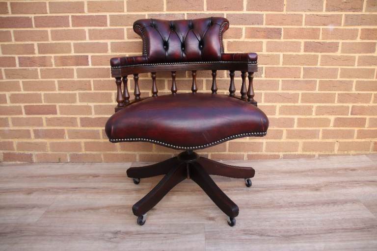 Chesterfield Vintage Ox Blood Captains Chair (UK Delivery)