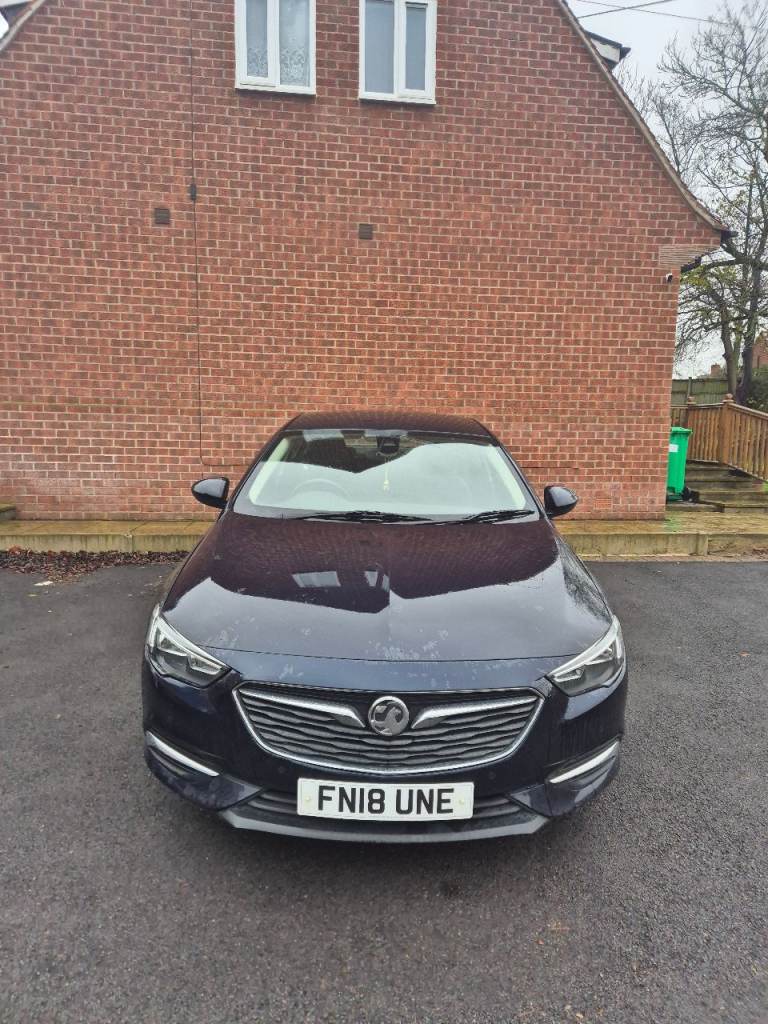 Vauxhall, INSIGNIA, Hatchback, 2018, Manual, 1598 (cc), 5 doors