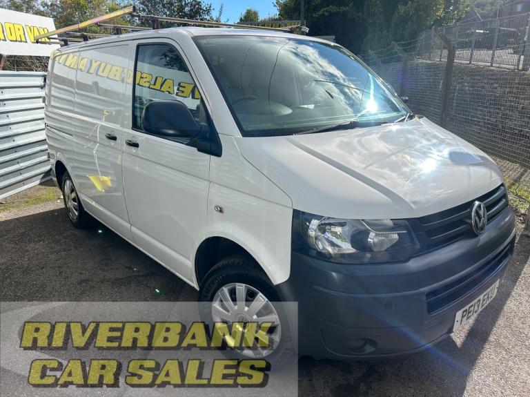 2013 Volkswagen Transporter 2.0 TDI BlueMotion Tech 114PS T5 T5.1 T6 Van SERVICE HISTORY TWIN DOO...