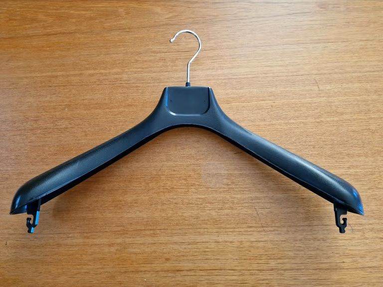 Black Plastic Clothes Hanger x500 – Good Condition - Free