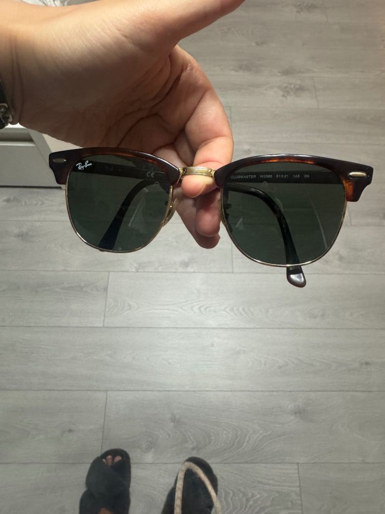 Ray-Ban Clubmaster RB 3016 Sunglasses - Brown Tortoise, Good Condition