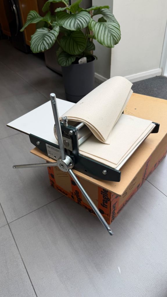 Mini etching press 