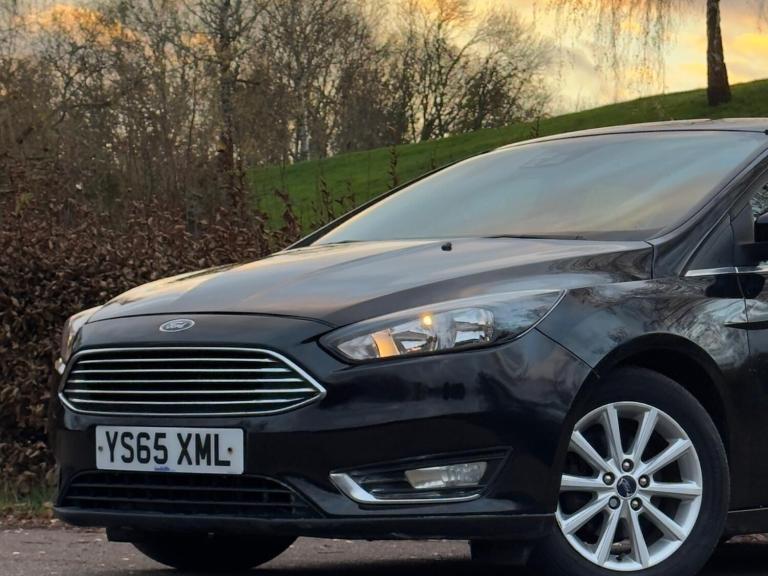 2015 Ford Focus 1.0T EcoBoost Titanium Euro 6 (s/s) 5dr HATCHBACK Petrol Manual