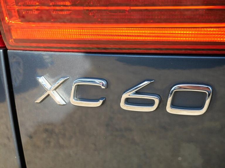 2019 Volvo XC60 2.0 T5 Inscription SUV 5dr Petrol Auto Euro 6 (s/s) (250 ps) SUV Petrol Automatic