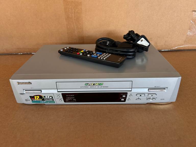 Panasonic NV-FJ625B Video Recorder VCR VHS Player--Fully Working + Remote