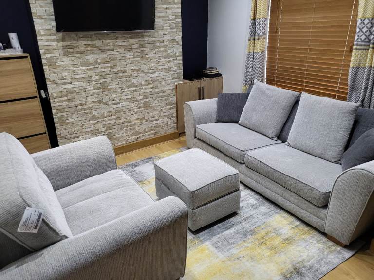 Sofa with cuddle chair