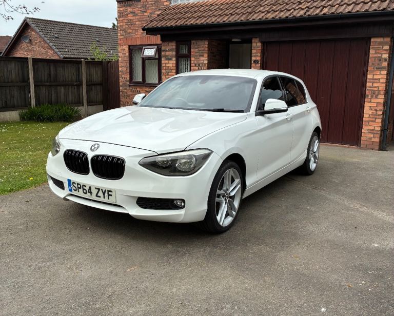 BMW 1 series 116d Sport - 2014 White 5 door 