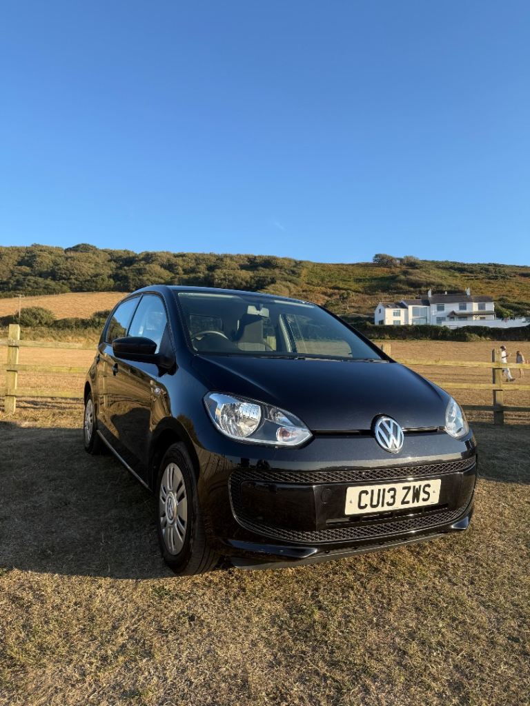 Volkswagen, UP, Hatchback, 2013, Manual, 999 (cc), 3 doors