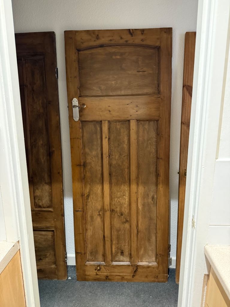 Edwardian style 1930s Internal Door with Handle – Good Condition