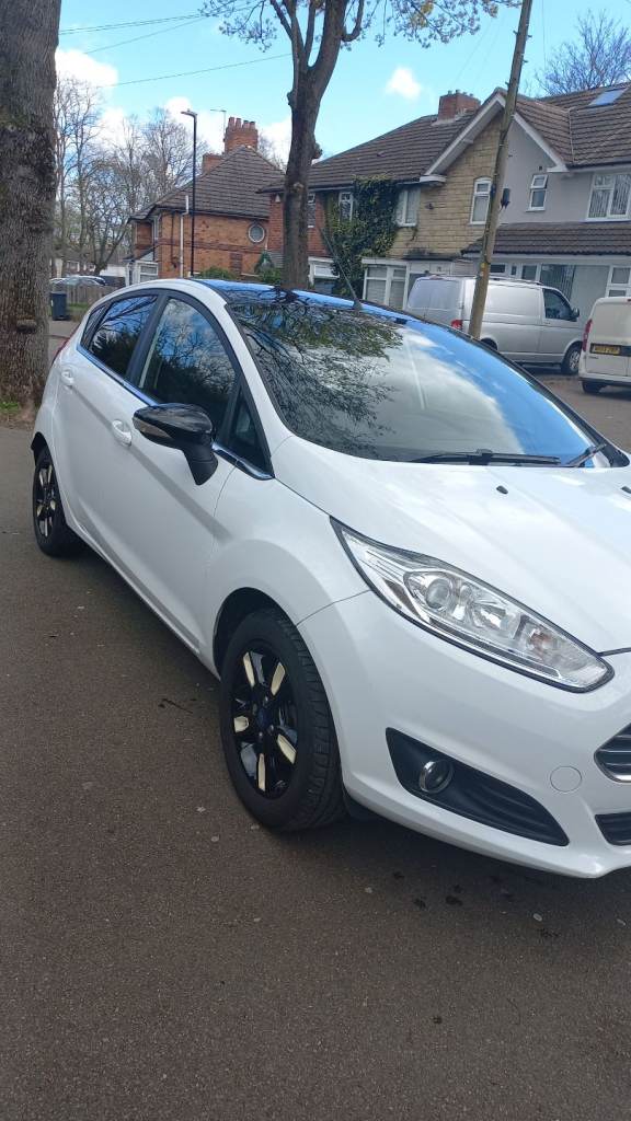 Ford fiesta Ecoboost  2016