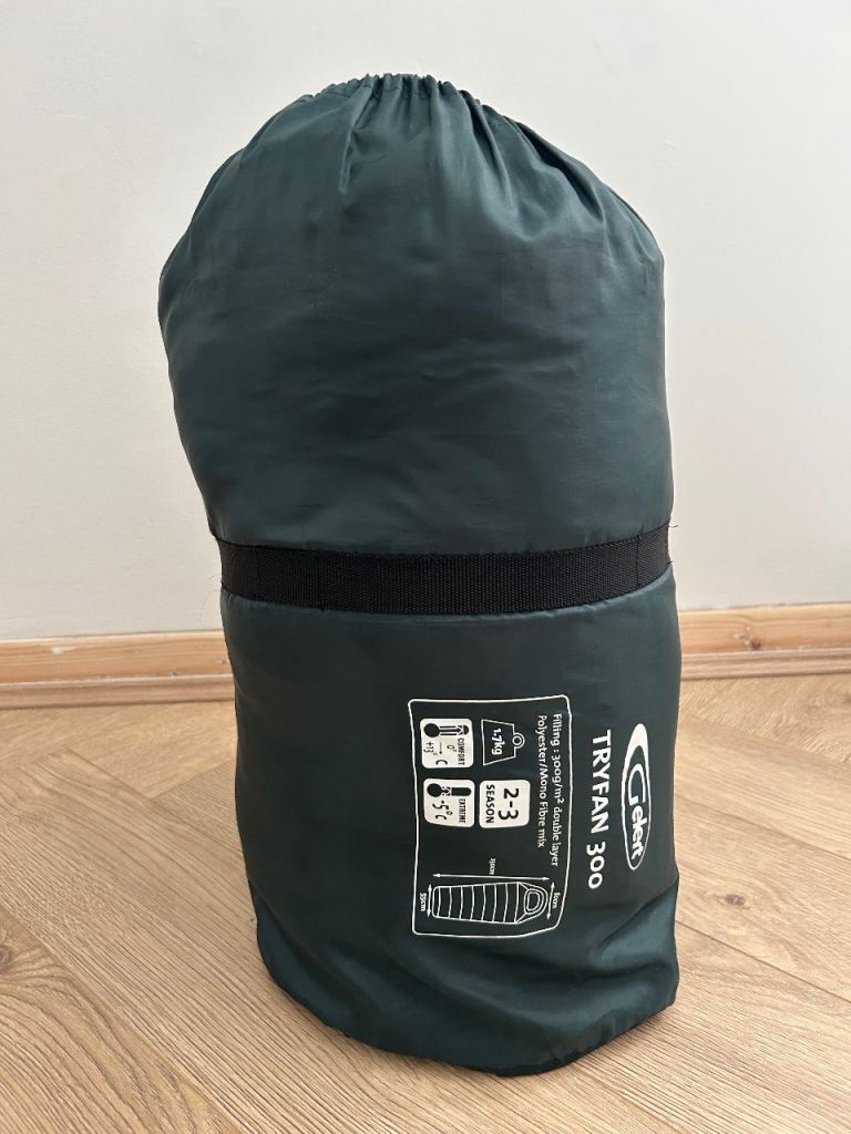 Gelert Tryfan 300 Sleeping Bag – Great Condition