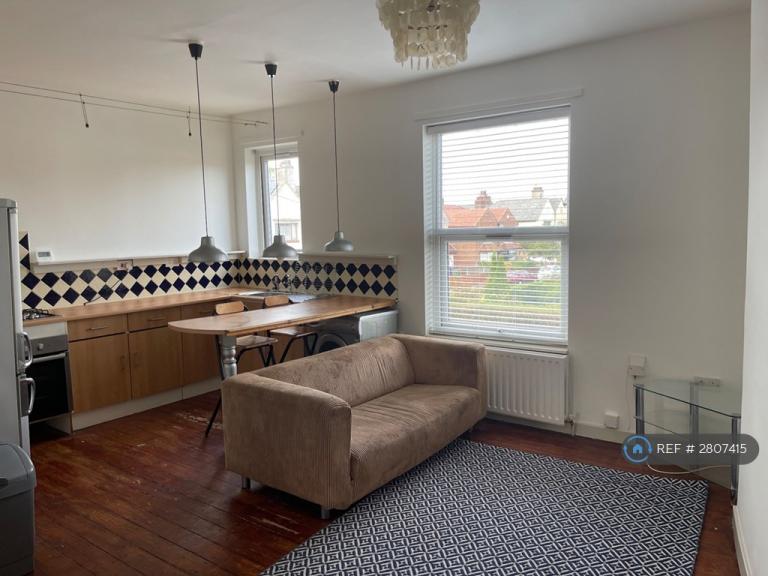 1 bedroom flat in Sandy Lane, Manchester, M21 (1 bed) (#2807415)
