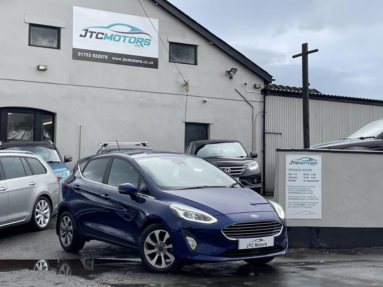 FORD FIESTA 1.0 EcoBoost 125 Titanium 5dr Man, petrol, blue + 1 owner 2018