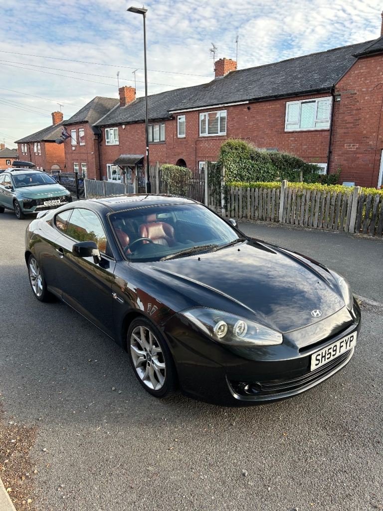 Hyundai, COUPE, Coupe, 2009, Other, 1975 (cc), 3 doors