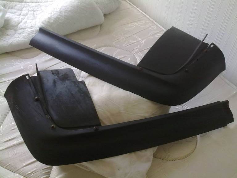VW Volkswagen Genuine OEM MK2 Golf / Jetta Big Bumper Splitter (non GTI) (Left And Right)