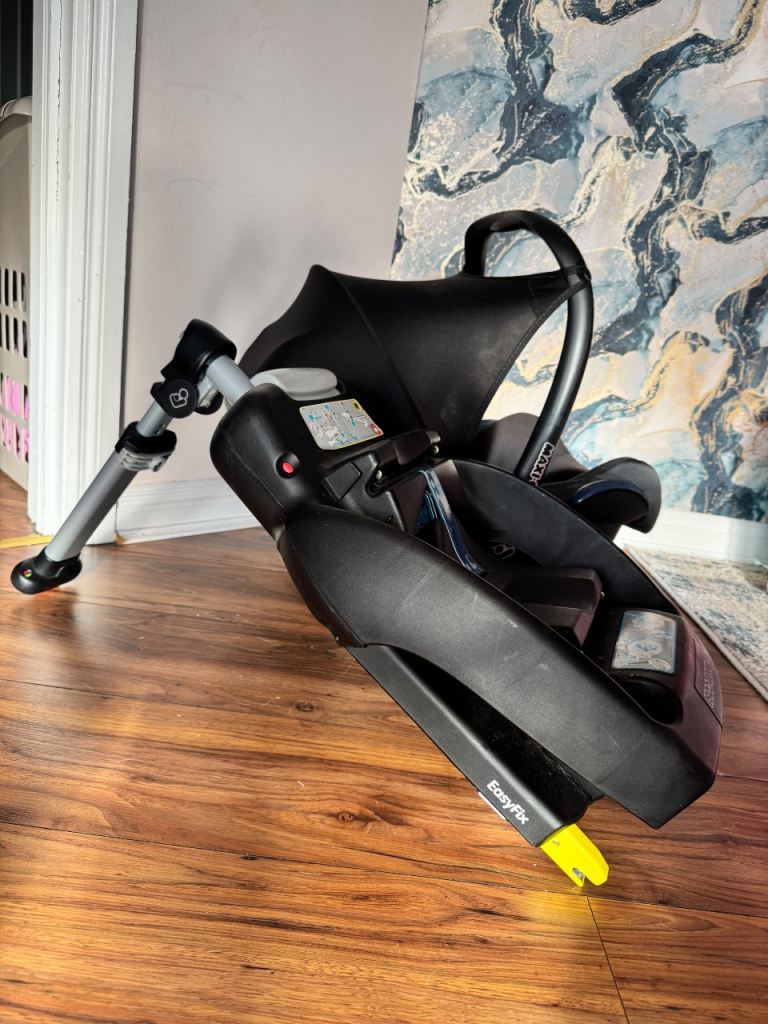 Carseat with isofix base