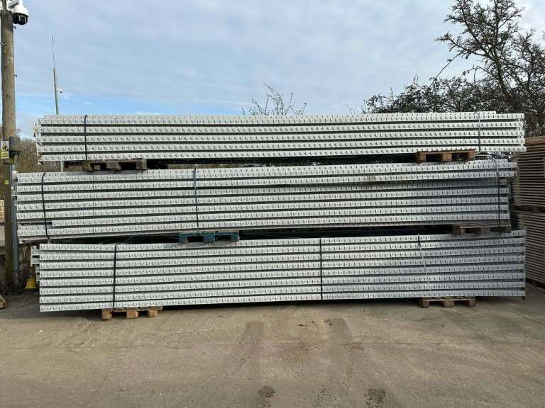 APEX USED PALLET RACKING INDUSTRIAL WAREHOUSE STORAGE PRELOVED FRAMES & BEAMS