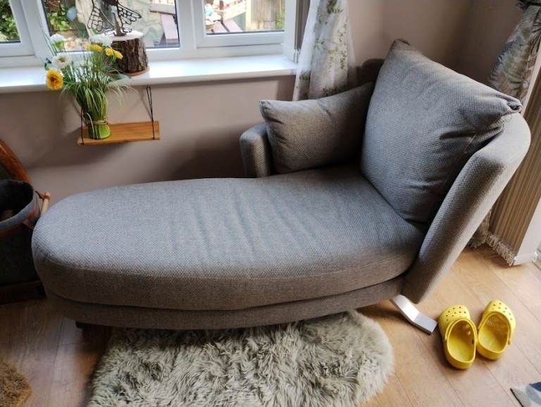 Fama Chaise Longue