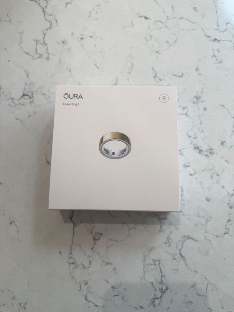 Gold Oura ring 4 